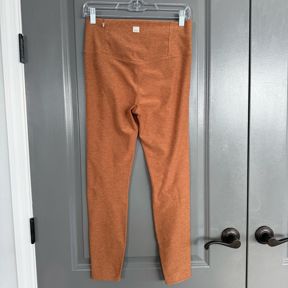 Vuori Palo Santo Heather Clean Elevation 7/8 Leggings Size Medium